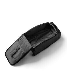 Hugger - Roller Bag Carry-on 40L, Black Out