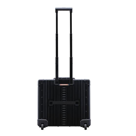 17&quot; 2-Wheel Pilot Case in Onyx