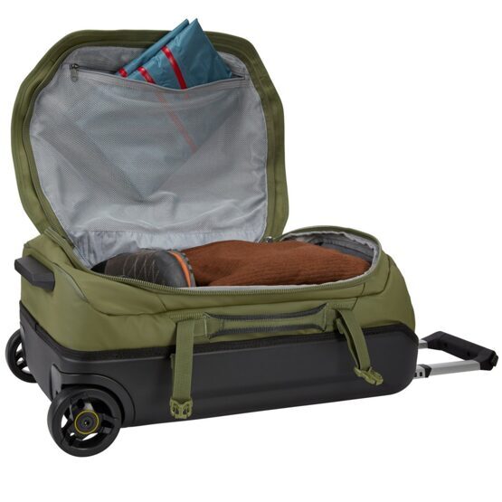 Thule Chasm Carry-On Trolley 40L - olivine