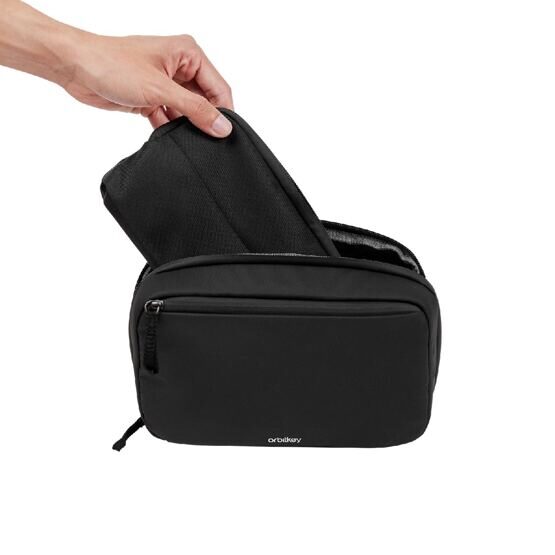 2-in-1 Tech Pouch in Schwarz