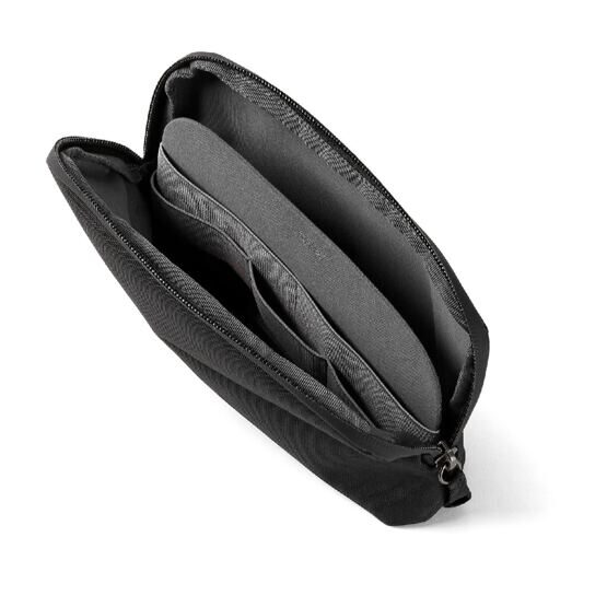 Desk Pouch in Schwarz