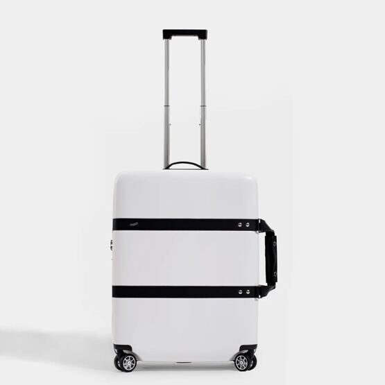 P55 Carry-On en blanc