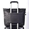 Elvira Large 15&quot; Tote Bag en noir 6